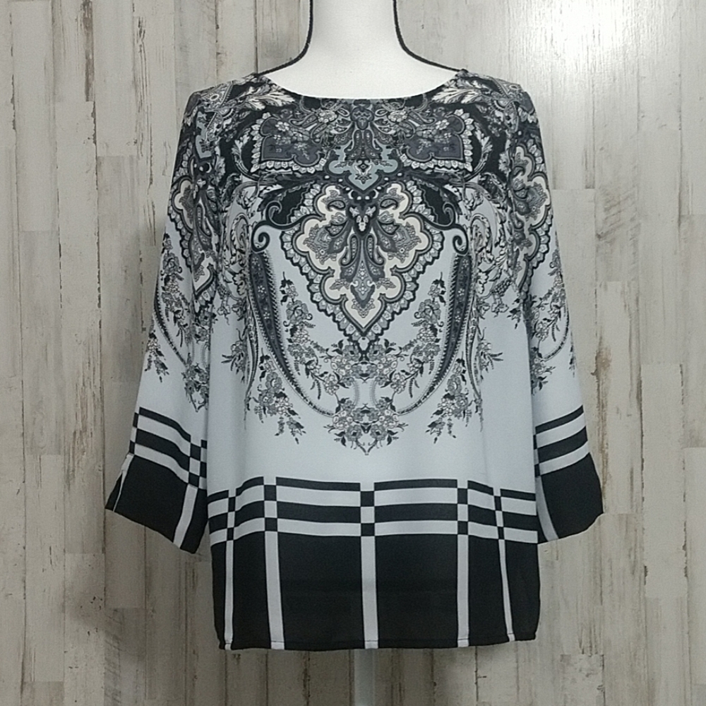 Adrianna Papell Black & Powder Blue Blouse